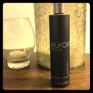 Eufora Style Sculpture